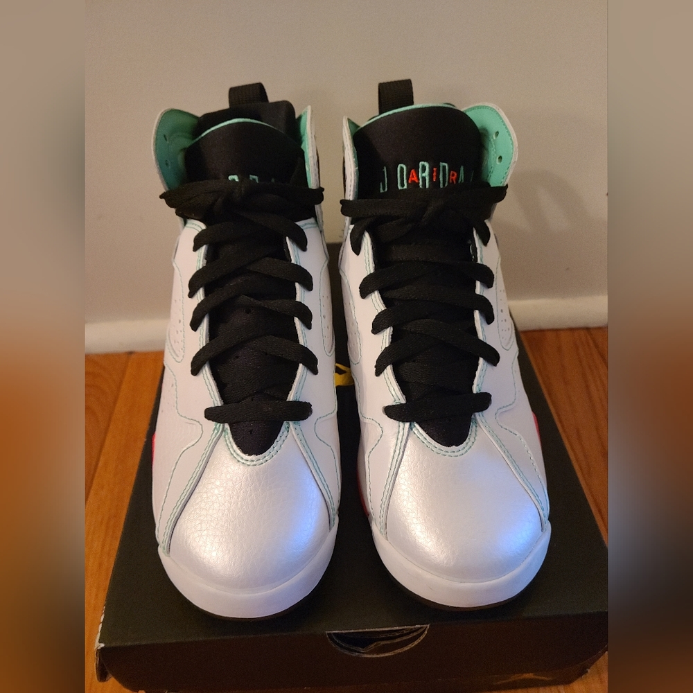 Air Jordan 7 GS 'Verde' Size 4.5